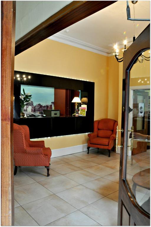 Maple Hotel Dublin Bagian luar foto